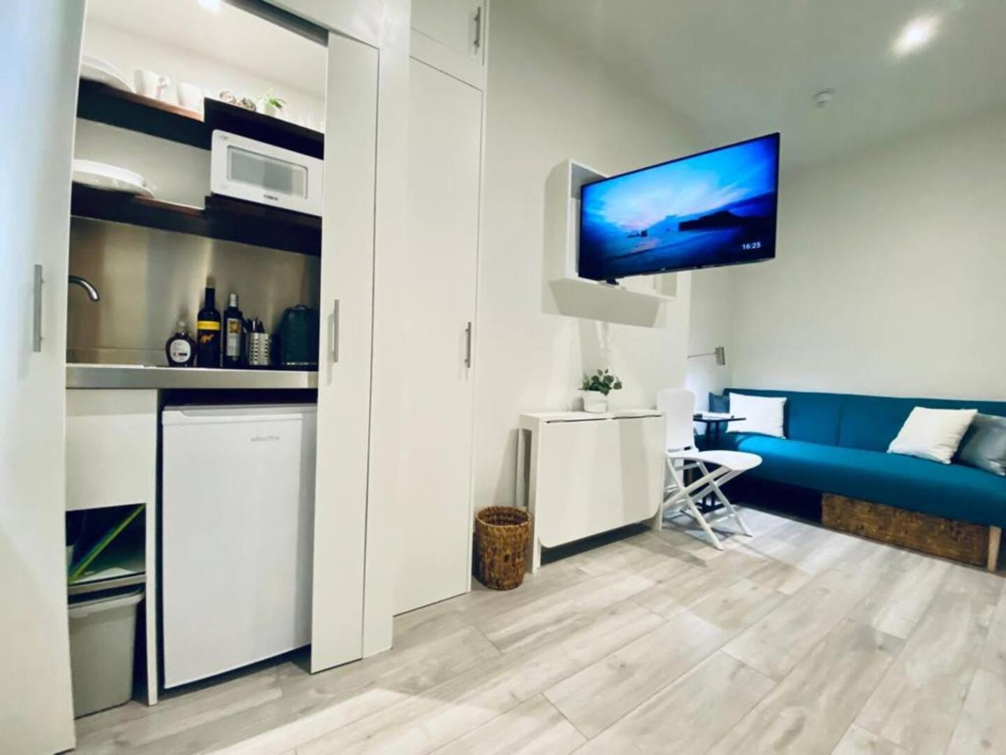 Apt 08 Beachside Beauty Central Studio Steps From Cafes Brighton Екстериор снимка