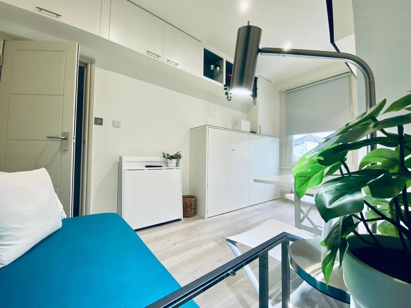 Apt 08 Beachside Beauty Central Studio Steps From Cafes Brighton Екстериор снимка